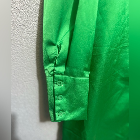 Misguided oversized button up size 10 - Picture 6 of 10